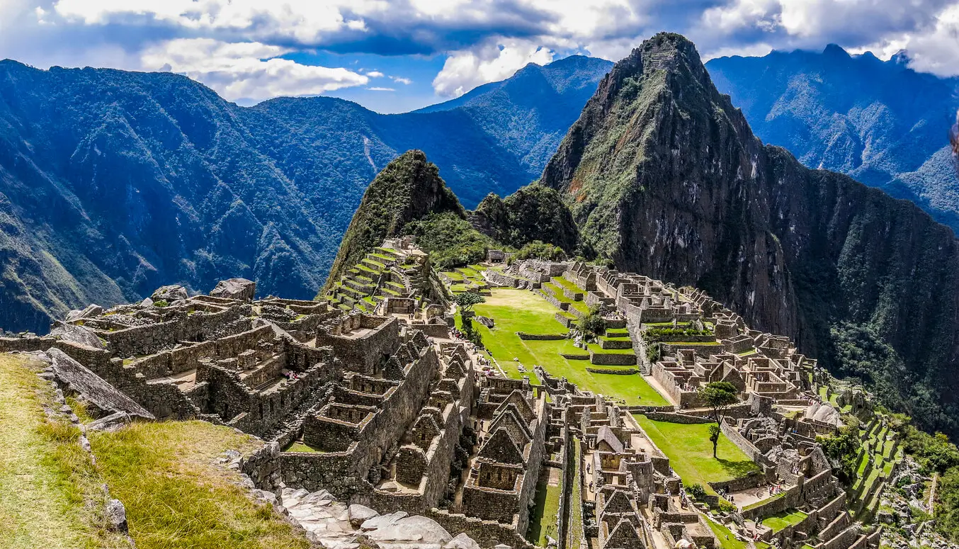 visit machu picchu